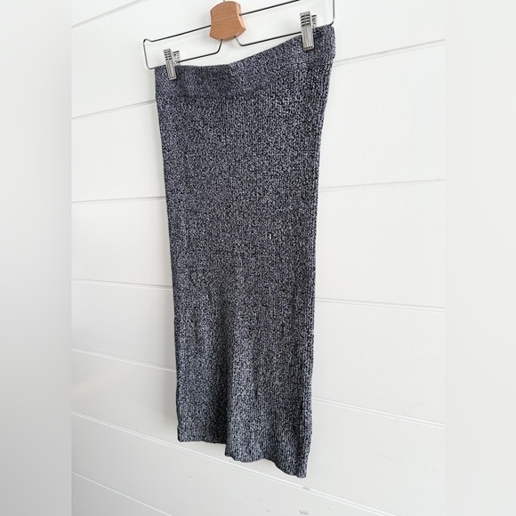 Dynamite Ribbed Pencil Skirt - Size Small - Picture 3 of 12